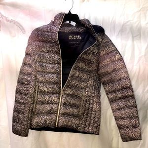 374 Michael Korda size small